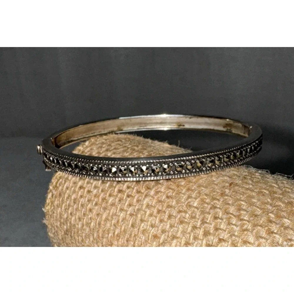 Sterling‎ Silver 925 Marcasite Bangle Bracelet Eternity Heart Suspicion Thailand